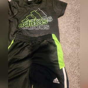 Toddler Boys 2T outfits